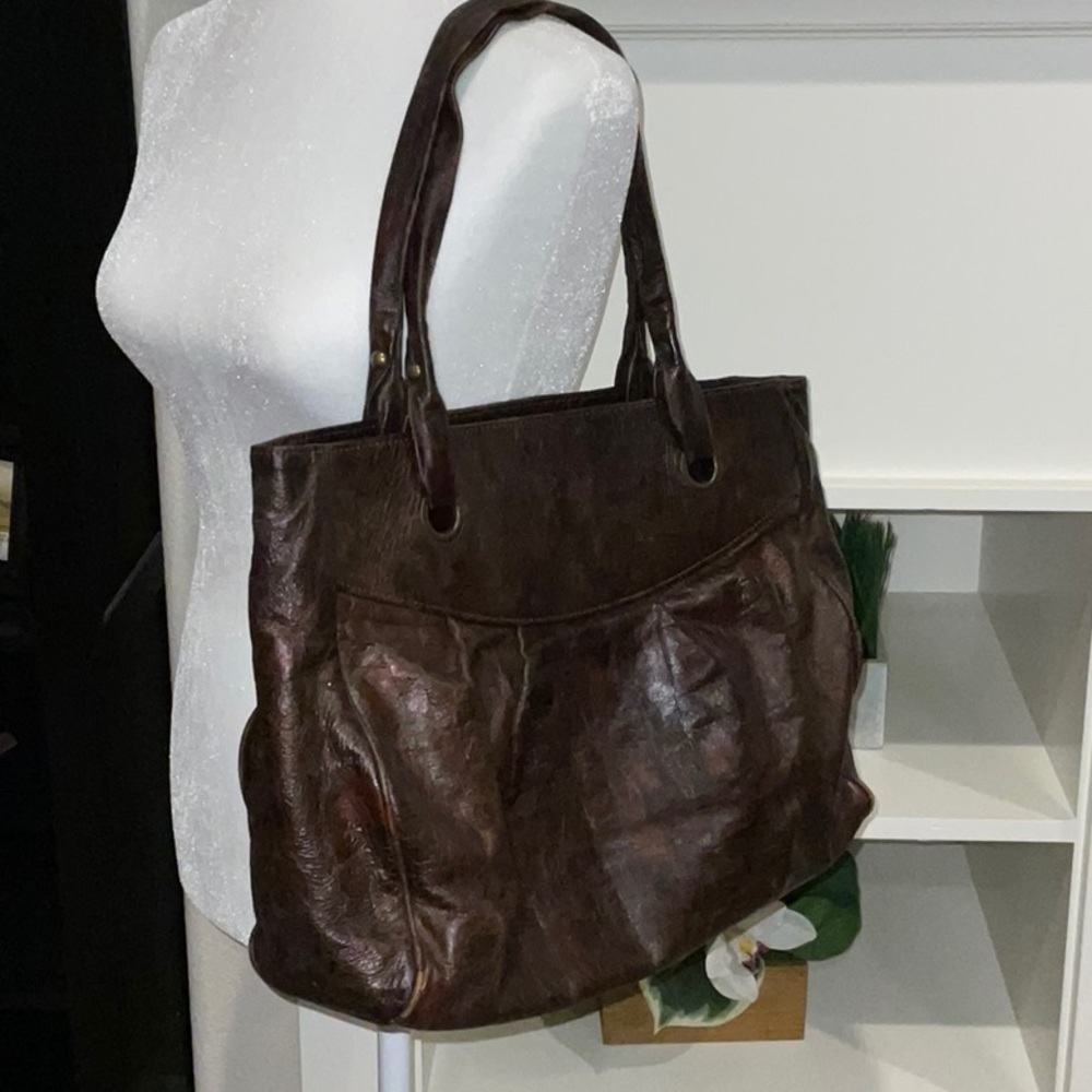 Lauren Merkin leather shoulder bag.